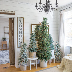 The Cottage Journal Christmas Country Cottage 2019 - Image 5