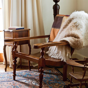 Southern Home Vintage Cottage 2022 Vintage Brown Chair with White Fur Throw