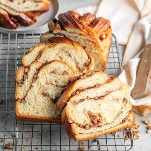 Swirl Sliced bread on cooling tray