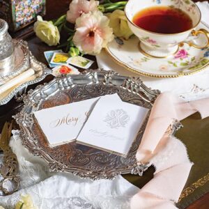 Keepsakes on silver china