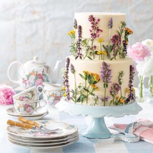 Leaf and petals cake with floral china