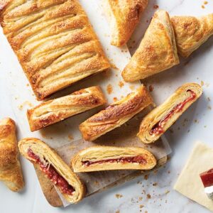 Crispy jelly filled desserts