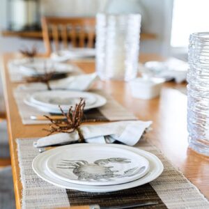beach and crab tablescape