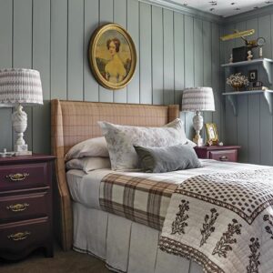 Cottage themed bedroom