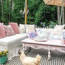 Outdoor Cottage Furniture