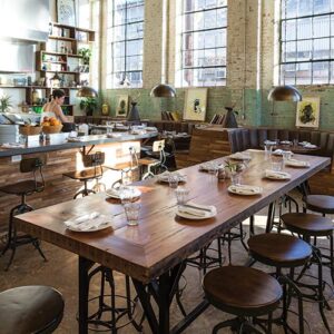 Paladar dining table