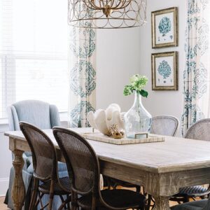 Callen Mossy Duxbury dining table