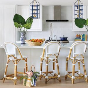Pelican Bay Boulevard Unit Kitchen Design