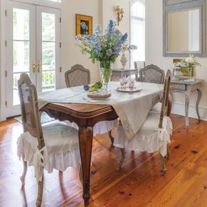 Ann Monfore dining table
