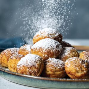 Powder sugar pastries