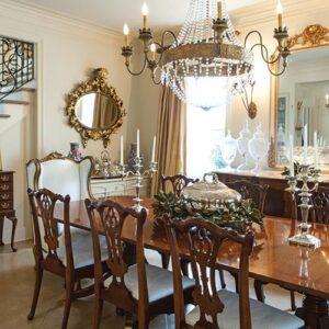 Julie Ponze dining room