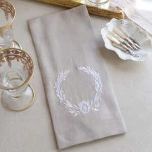 Alternative view of Victoria X Arte Italica Laurel Wreath Hand Towel