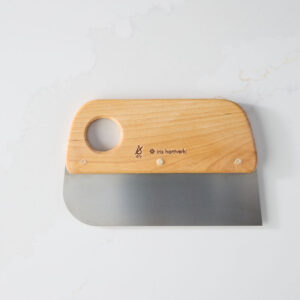 Iris Hantverk Dough Scraper