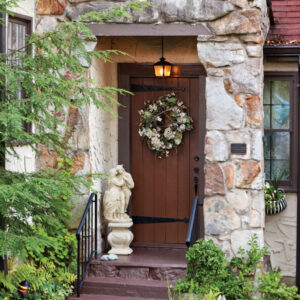 Stone entry way
