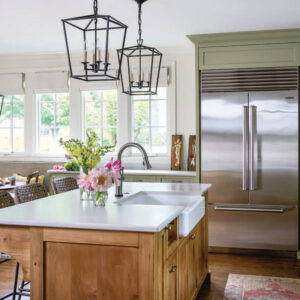 Kitchen with kitchen island