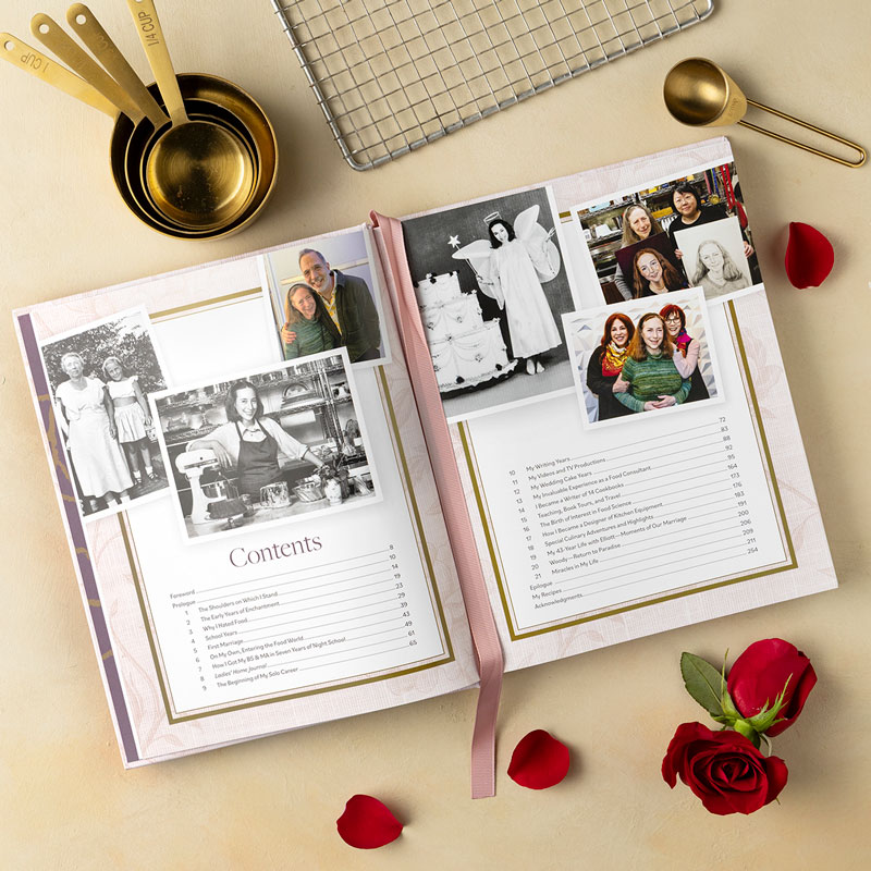 Ma Vie en Rose internal spreads with roses, gold measuring cups,