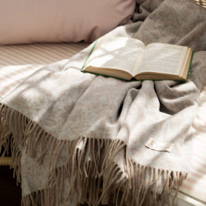 Busatti Wool Throw Styled
