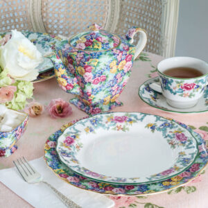 Tea setting