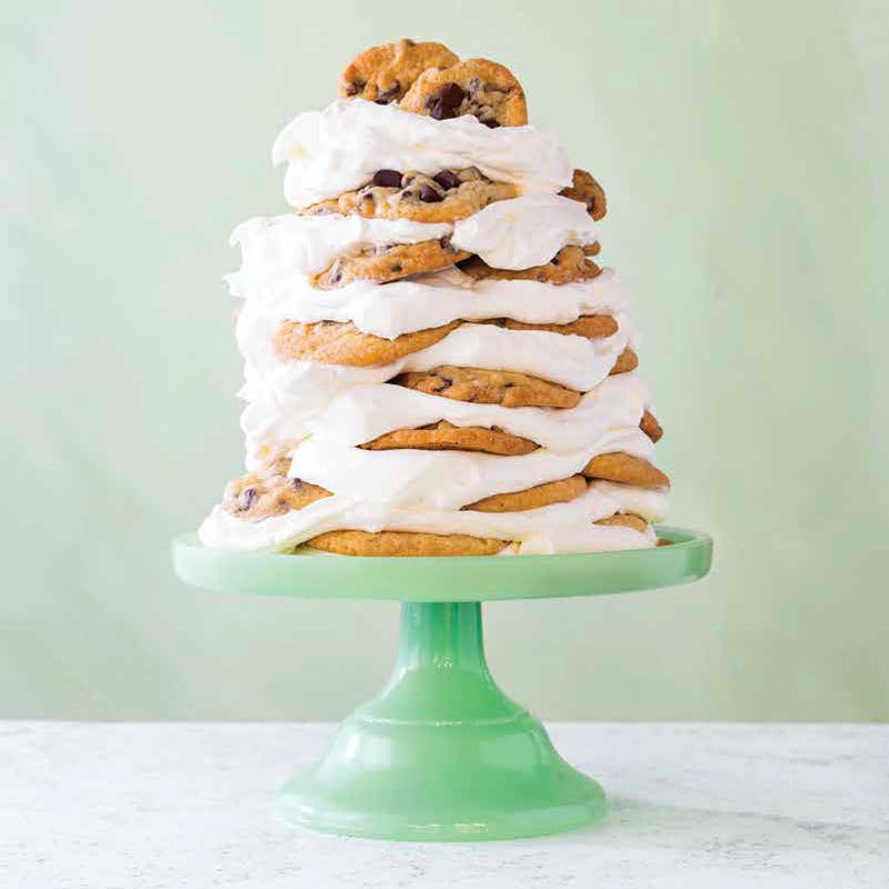 Milk and cookie cake