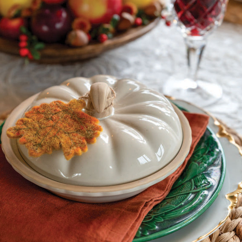 Fall table setting