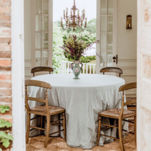 Dining room with flowers