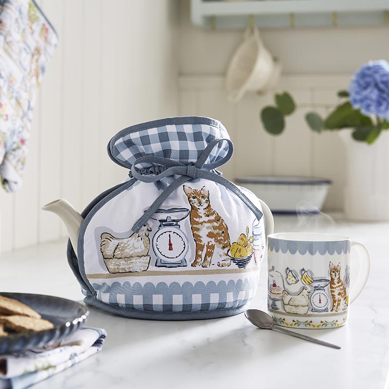 Pantry Cats tea cosy muff
